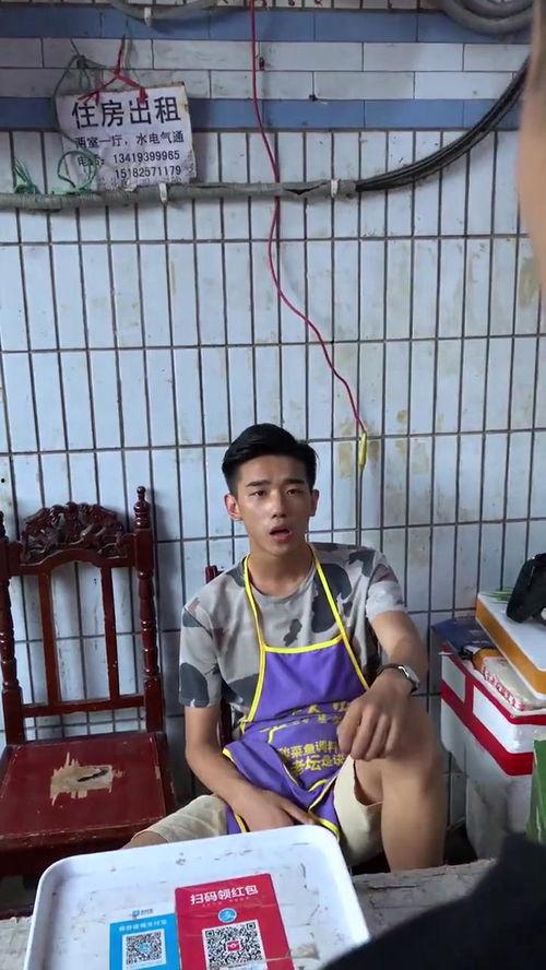 吃瓜也甜不甜的搞笑视频,吃瓜也能甜？搞笑视频揭秘甜蜜背后的秘密